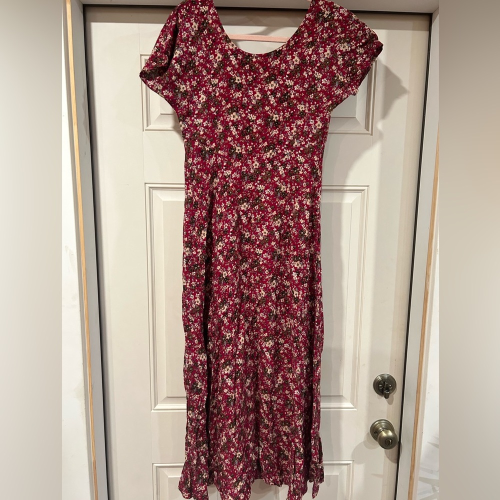 Gorgeous Small Red Floral Maxi Dress!!!